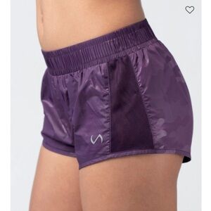 NEW! TLF Women's Swift Train N Run Shorts Regal Purple Camo Small